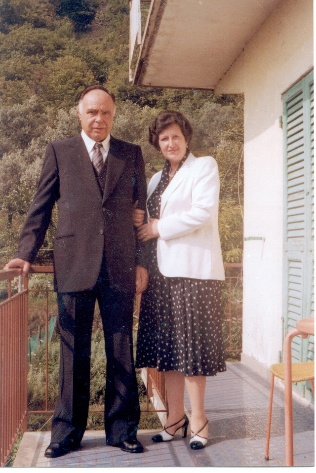Aurelio Verdina con la moglie, signora Evelina Terrile, Tellaro 2000